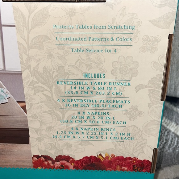 The Pioneer Woman Mazie Bird Table Linens Set - Picture 7 of 7